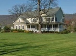 19123 Foggy Bottom Rd, Bluemont, VA 20135