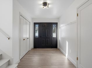 527 Krohn Dr, Boonville, MO 65233