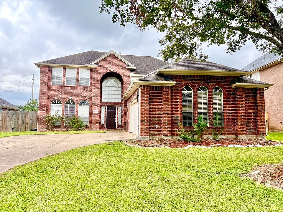 16735 Village View Trl