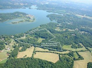 3698 Crown Point Rd, Louisville, TN 37777