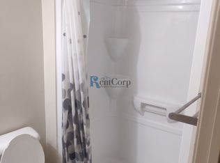 405 Lester St UNIT 4, Waterloo, ON N2L3W6