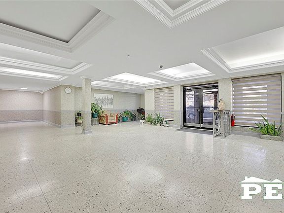 2nd image of 2277 Homecrest Ave APT 2M