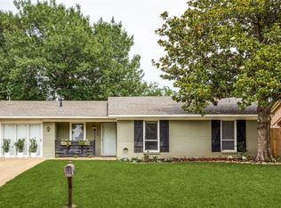 1504 Hillside Dr, Midlothian, TX 76065