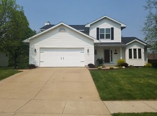 150 34th Ave, Marion, IA 52302