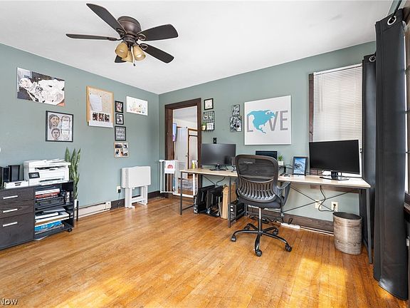5th image of 258 W Main St