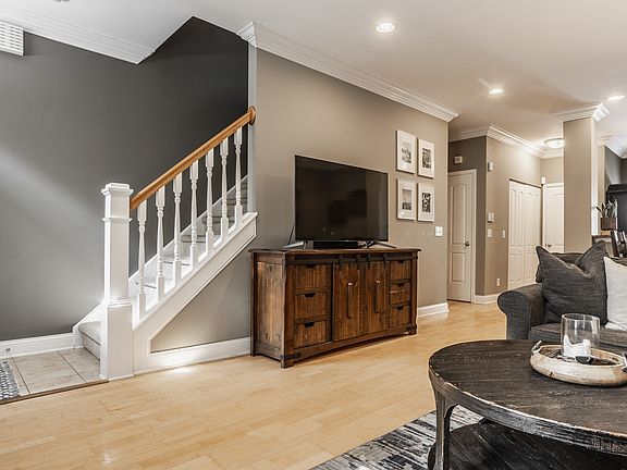 5th image of 6674 Cornell Ave