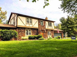 22 Douglas Pl, Terre Haute, IN 47803