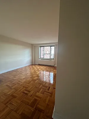 Rented by Voro Purple LLC | media 5