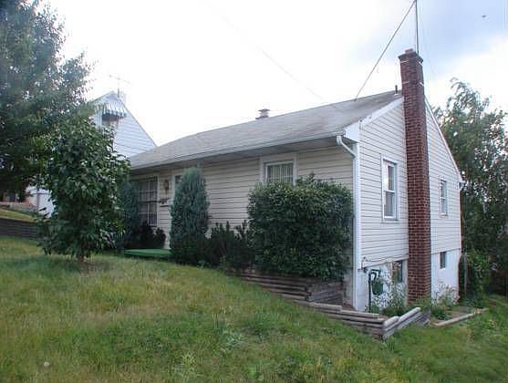 1st image of 1027 Mace St