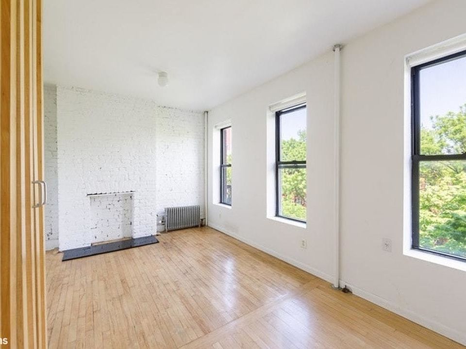1st image of 622 President St #A