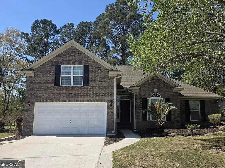 434 Roberts Way — Photo 1