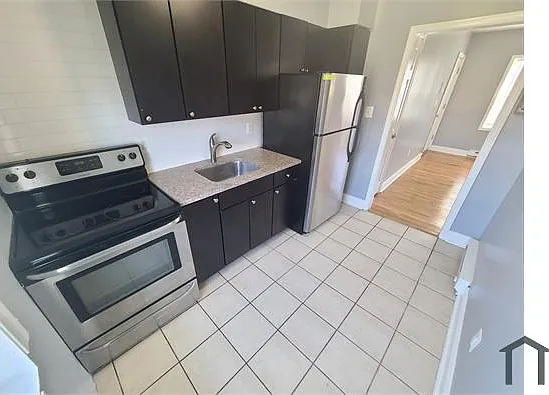 1 bed, 800 sqft, $950 — Photo 1