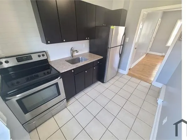 128 Kinship Rd APT 2B, Dundalk, MD 21222
