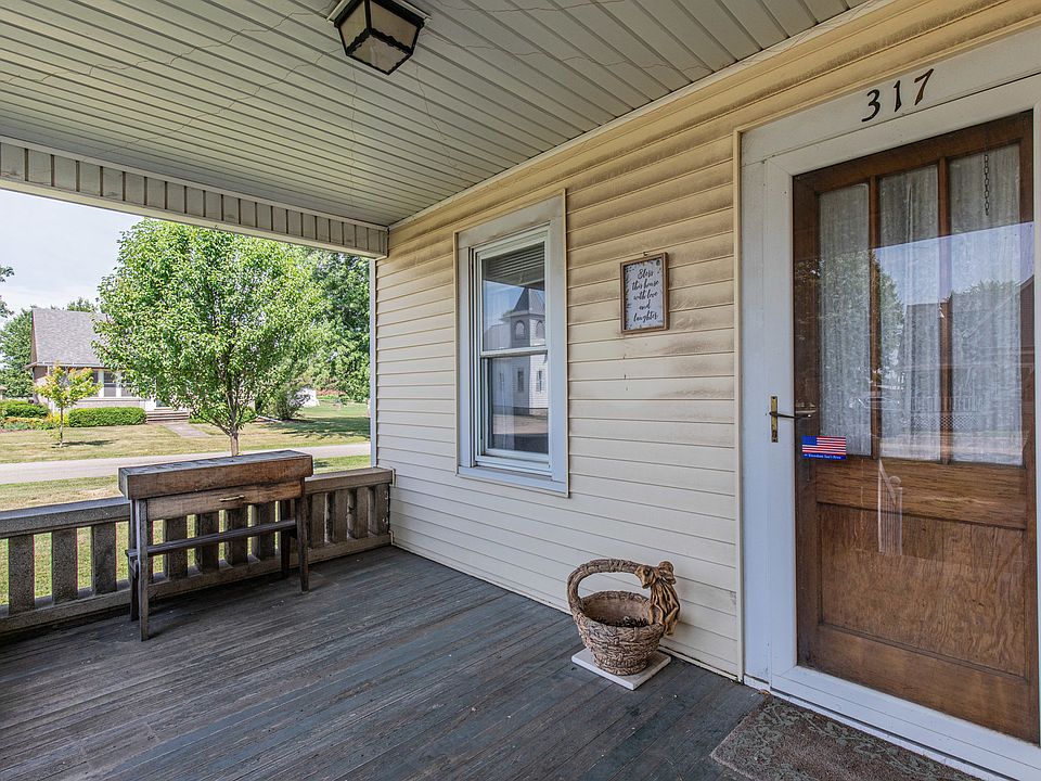 317 W Elm St, Manlius, IL 61338 Zillow