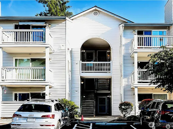 11325 19th Avenue SE #B304, Everett, WA 98208