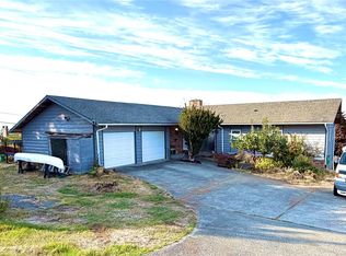 5400 Entwhistle Dr, Nanaimo, BC V9V1H2