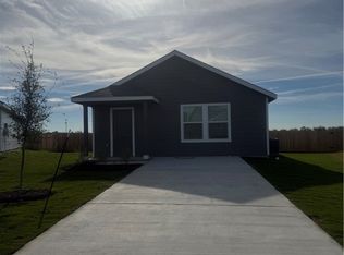 109 Cattle Queen Rd, Jarrell, TX 76537