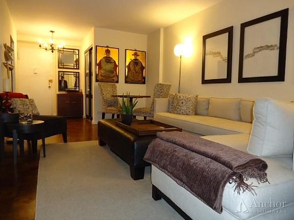 Livingroom rev.