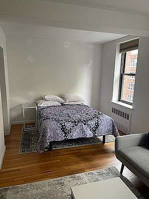 4th image of 327 W 30th St APT 5G