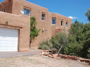 20 Apache Creek Rd, Santa Fe, NM 87505