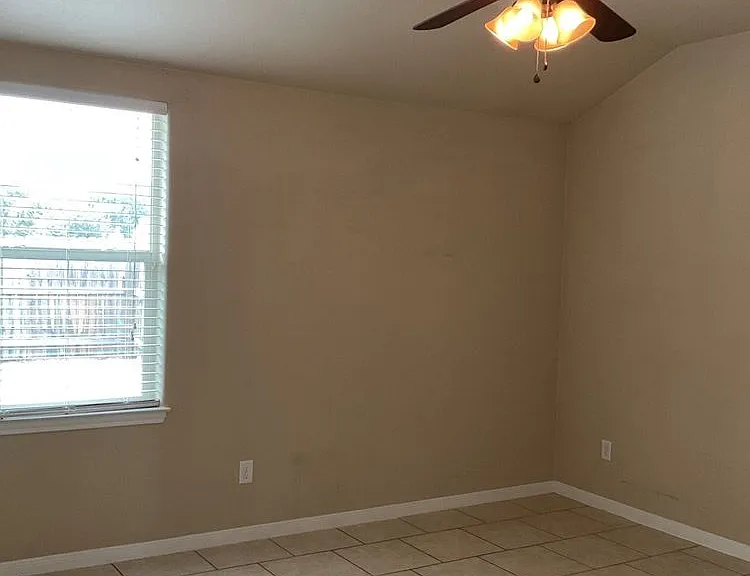 4610 Cambridge Dr #A/B — Photo 12
