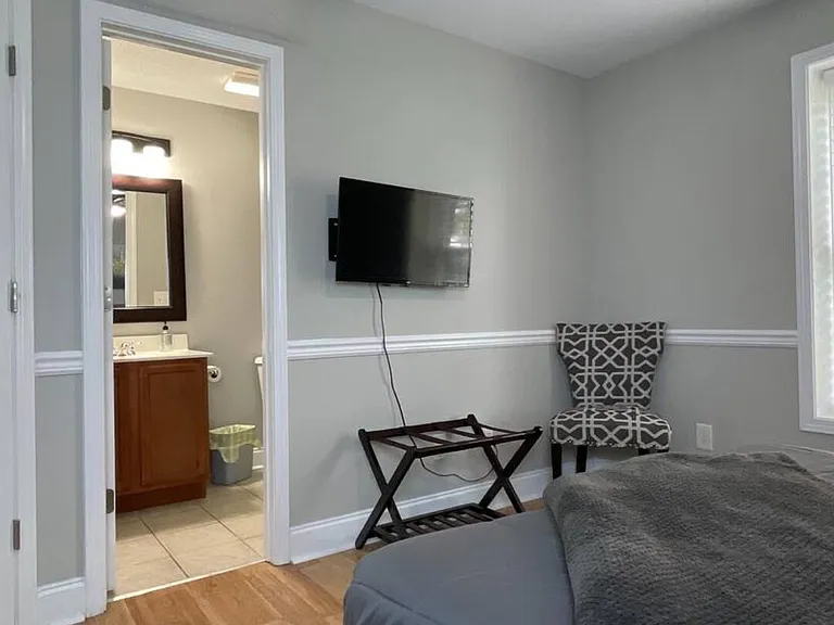 169 E Grand Ave #401 — Photo 11