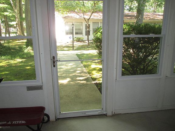 5th image of 134D Farrington Ct #134D