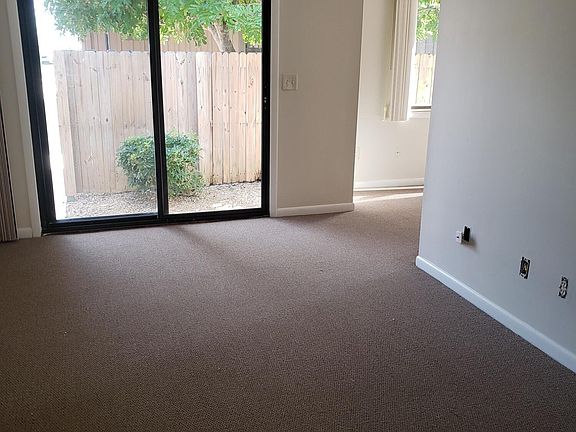 5th image of 1580 S Atlantic Ave APT B