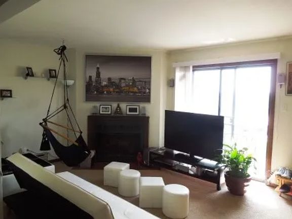 2nd image of 1548 E Palmer Ln APT 3A