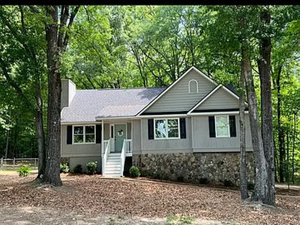 287 Gatlin Ln, Cataula, GA 31804