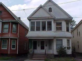 1049-1051 Delamont Ave, Schenectady, NY 12307