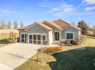 3901 SW Odell Dr, Lees Summit, MO 64082