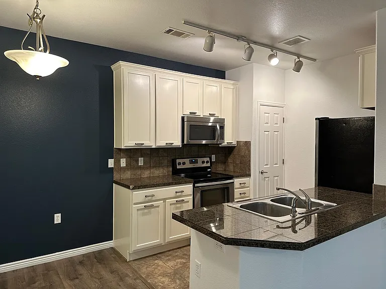 2672 S Cathay Way #103 — Photo 15