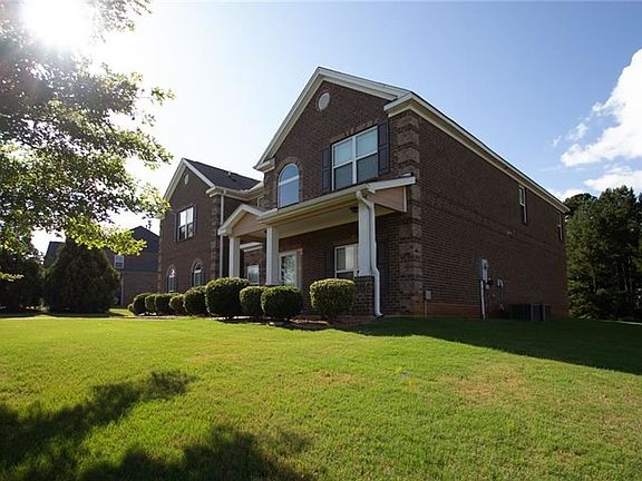 2nd image of 102 Shimmering Waters Ln
