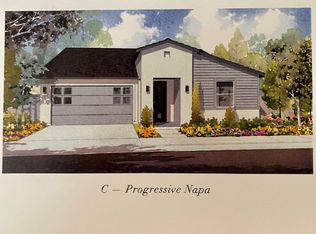 981 Pinnacle Dr W, Madera, CA 93636