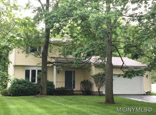 16 Upper Woods Rd, New Hartford, NY 13413