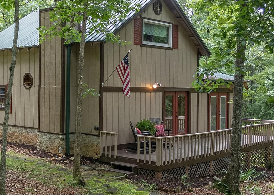 1st image of 132 Silver Dollar Ln