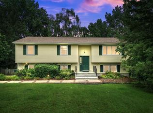 41 Rutledge Ave, Highland Mills, NY 10930