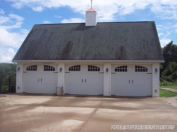 2nd image of 928 Mistwood Hollow Dr