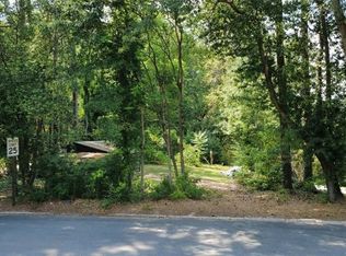 1270 Woods Cir NE, Atlanta, GA 30324
