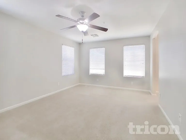 12595 W Gentle Rain Rd — Photo 7