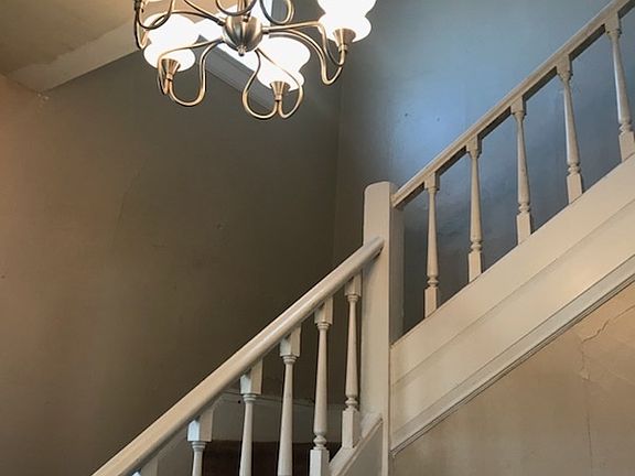 2nd image of 1903 W Broadway Ave #3