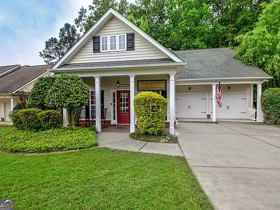 5th image of 10 Westhill Dr