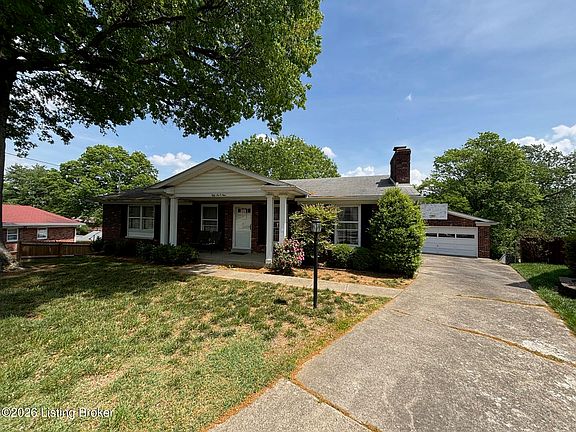 3rd image of 5609 Tall Oaks Ct
