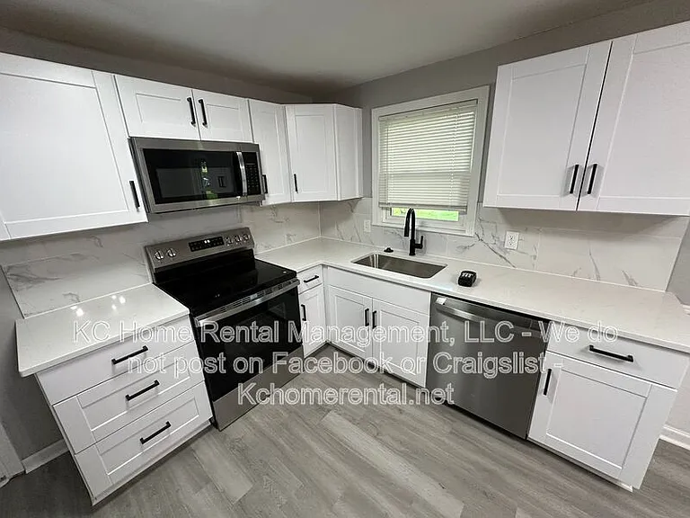 11636 W 68th Ter — Photo 5