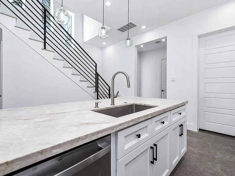 3411 McGowen St — Photo 11