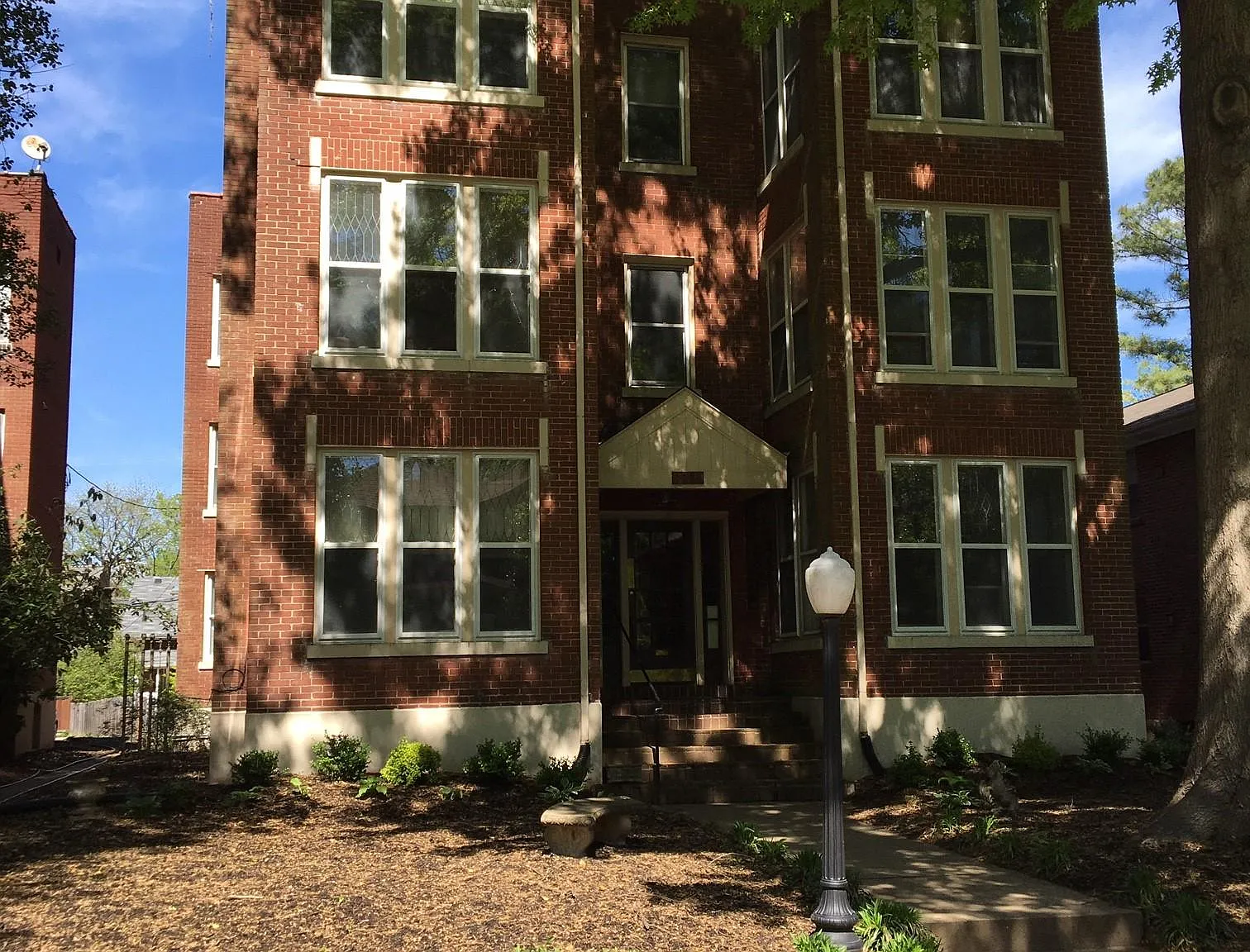 2 bed, 1470 sqft, $1,685 — Photo 1
