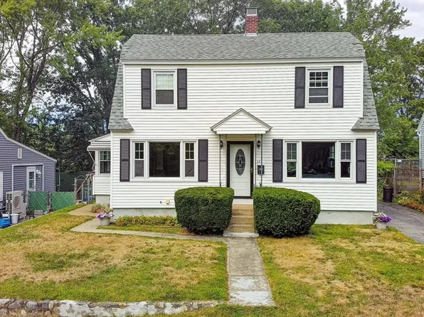 11 Patton St, Lawrence, MA 01843