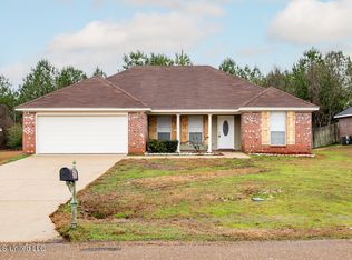 160 Terry Brook Dr, Terry, MS 39170