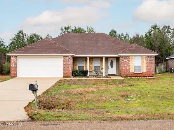 160 Terry Brook Dr, Terry, MS 39170